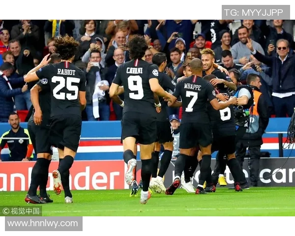 利物浦与巴黎精彩对决直播回放全程回顾与分析