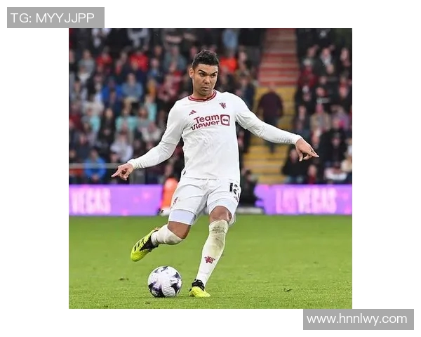 卡塞米罗的足球之路：从巴西小将到欧洲豪门的中场核心