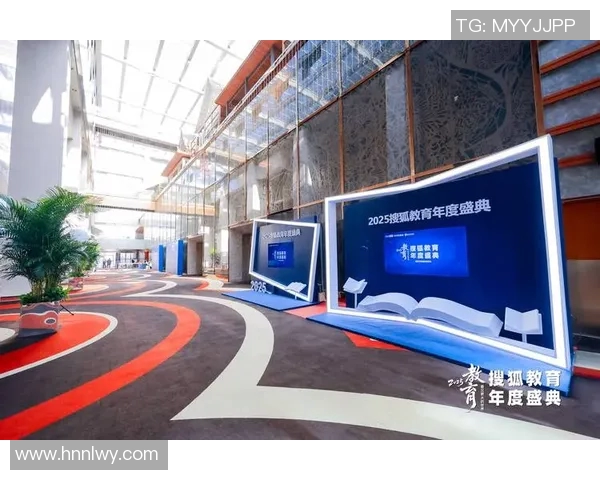 霍伊伦的传奇旅程与其在现代科技中的影响力探讨