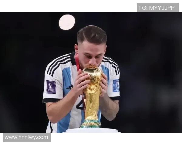 麦卡利斯特的传奇人生与足球世界的辉煌成就探秘