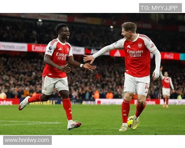 萨卡的崛起与突破：从青涩小将到英超明星的成长之路