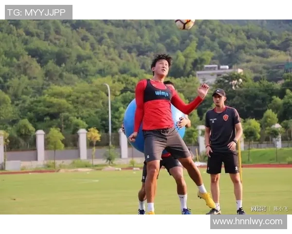 四川FC主场迎战梅县力争三分全力以赴展现球队风采 四川FC主场迎战梅县力争三分全力以赴展现球队风采