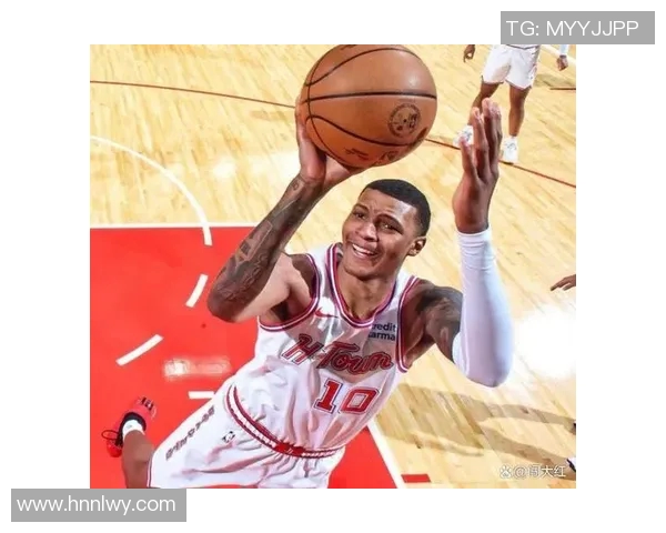 火箭队与鹈鹕队精彩对决回放全场比赛精彩瞬间分析与评论 火箭队与鹈鹕队精彩对决回放全场比赛精彩瞬间分析与评论